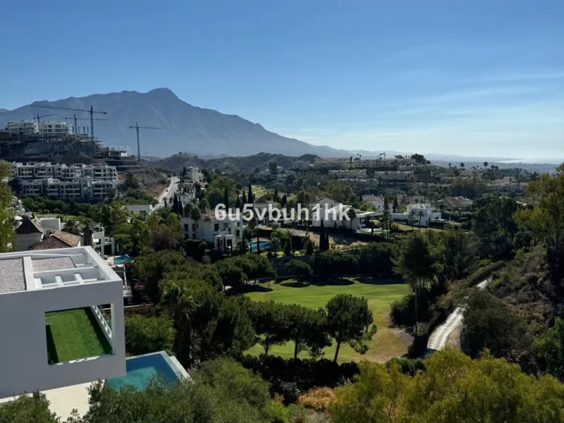 Nestled within an exclusive development of just 14 units, this stunning penthouse is situated alongside the renowned La Quinta Golf resort, celebrated for its exceptional golfing experience and prime location. Enjoy effortless access to nearby amenities, 