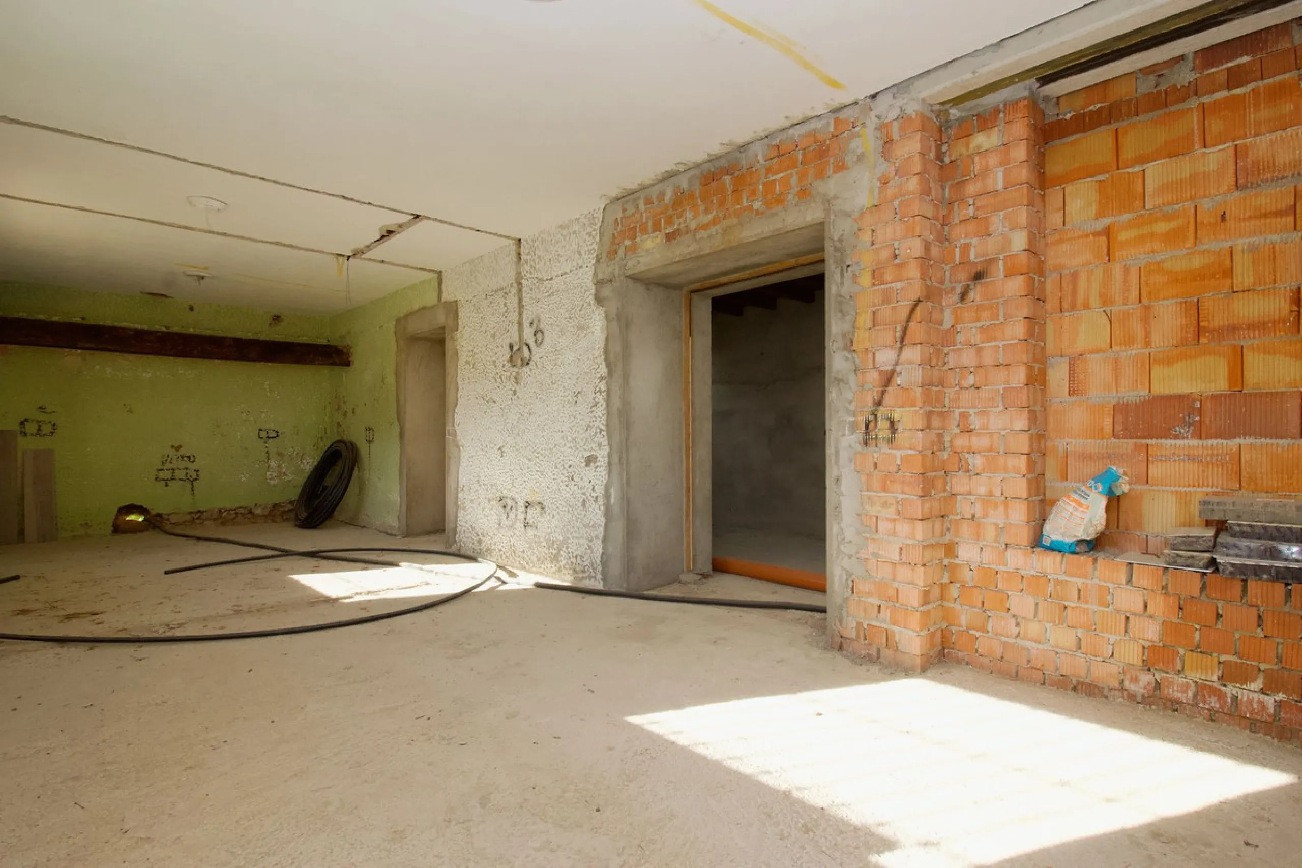 House - Finca - Cortijo в продаже в Coín, Málaga. В доме 5 спален и 5 ванных комнат. Площадь дома 360 м². Площадь участка 40000 м²