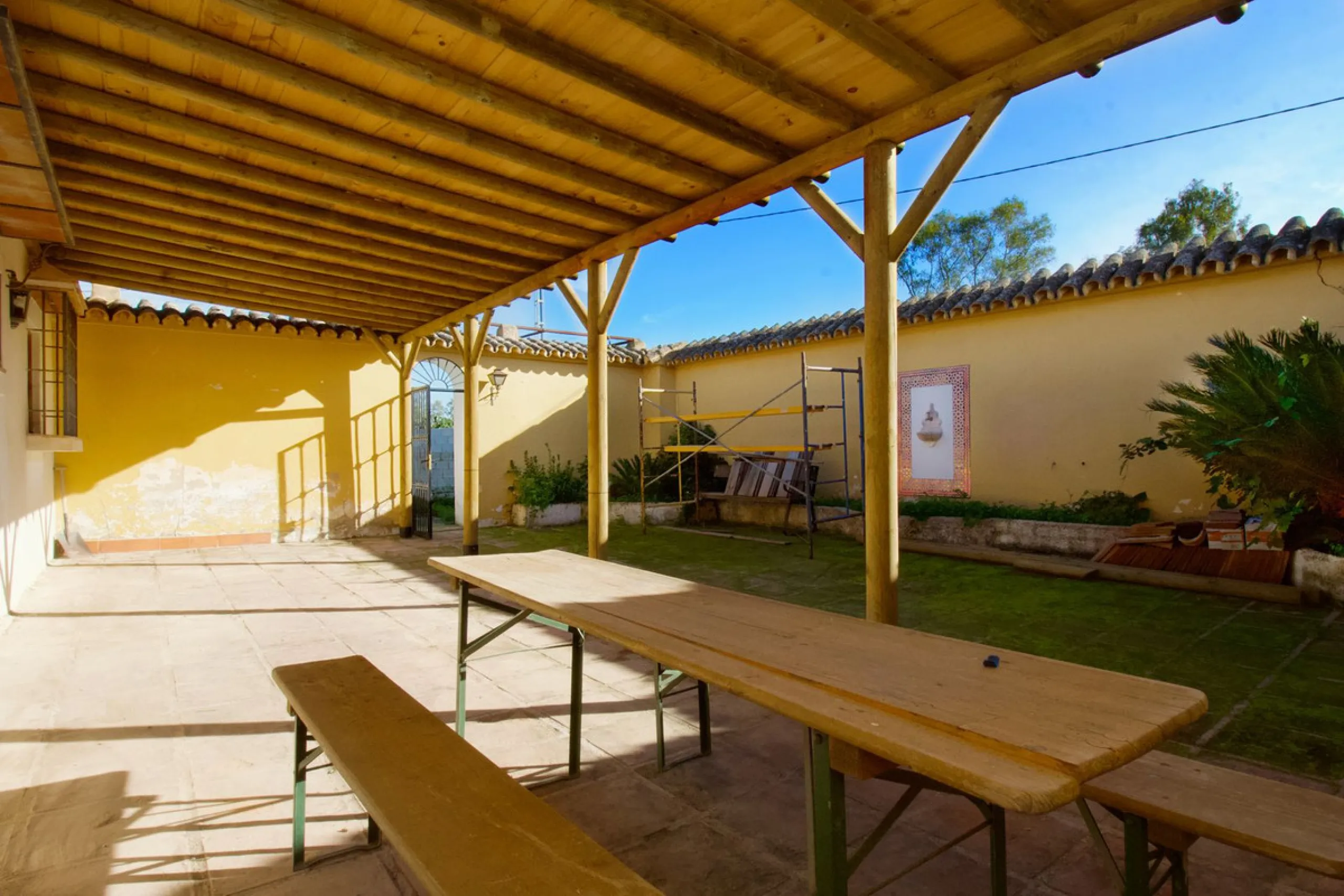House - Finca - Cortijo в продаже в Coín, Málaga. В доме 5 спален и 5 ванных комнат. Площадь дома 360 м². Площадь участка 40000 м²