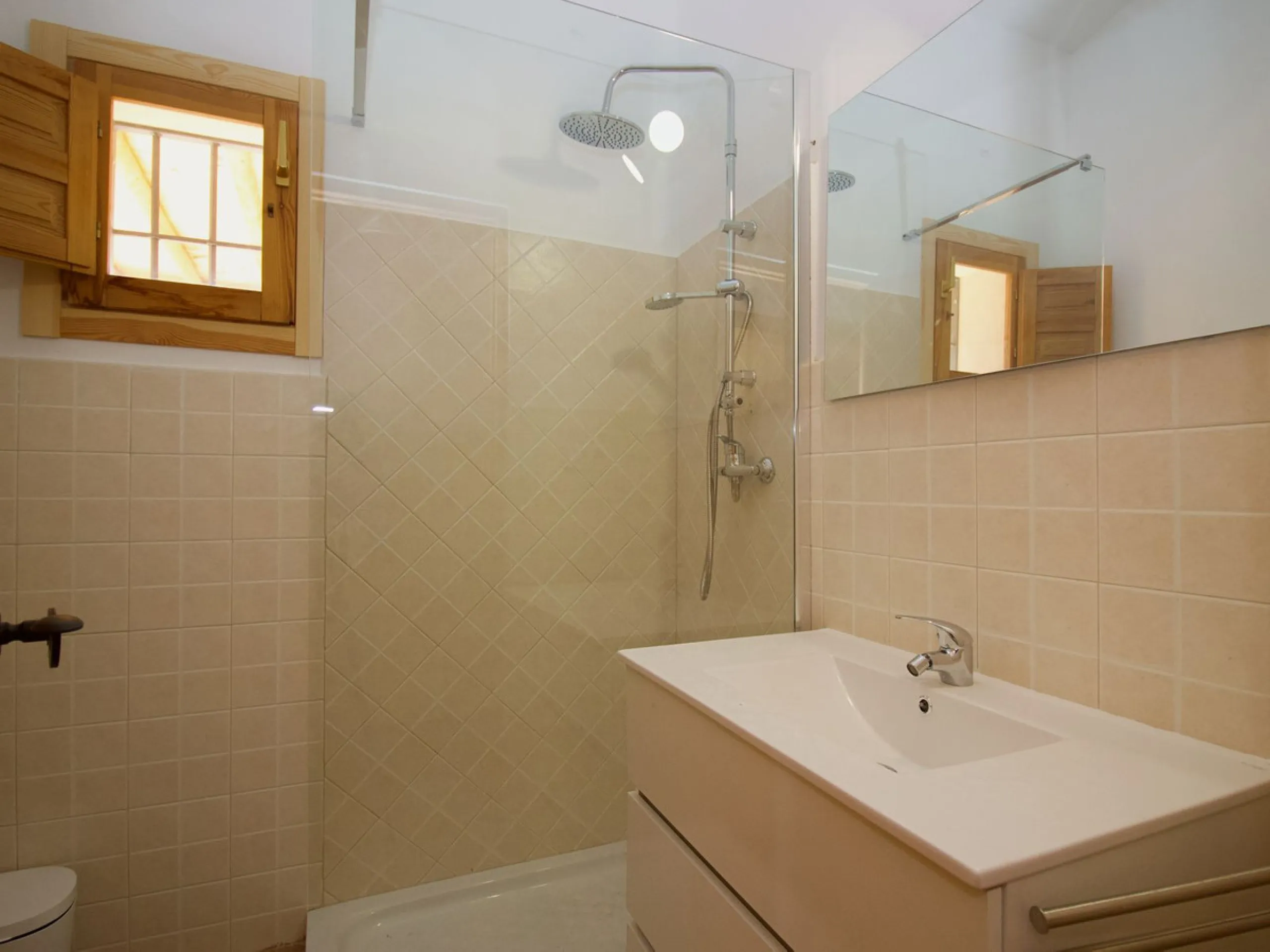 House - Finca - Cortijo в продаже в Coín, Málaga. В доме 5 спален и 5 ванных комнат. Площадь дома 360 м². Площадь участка 40000 м²