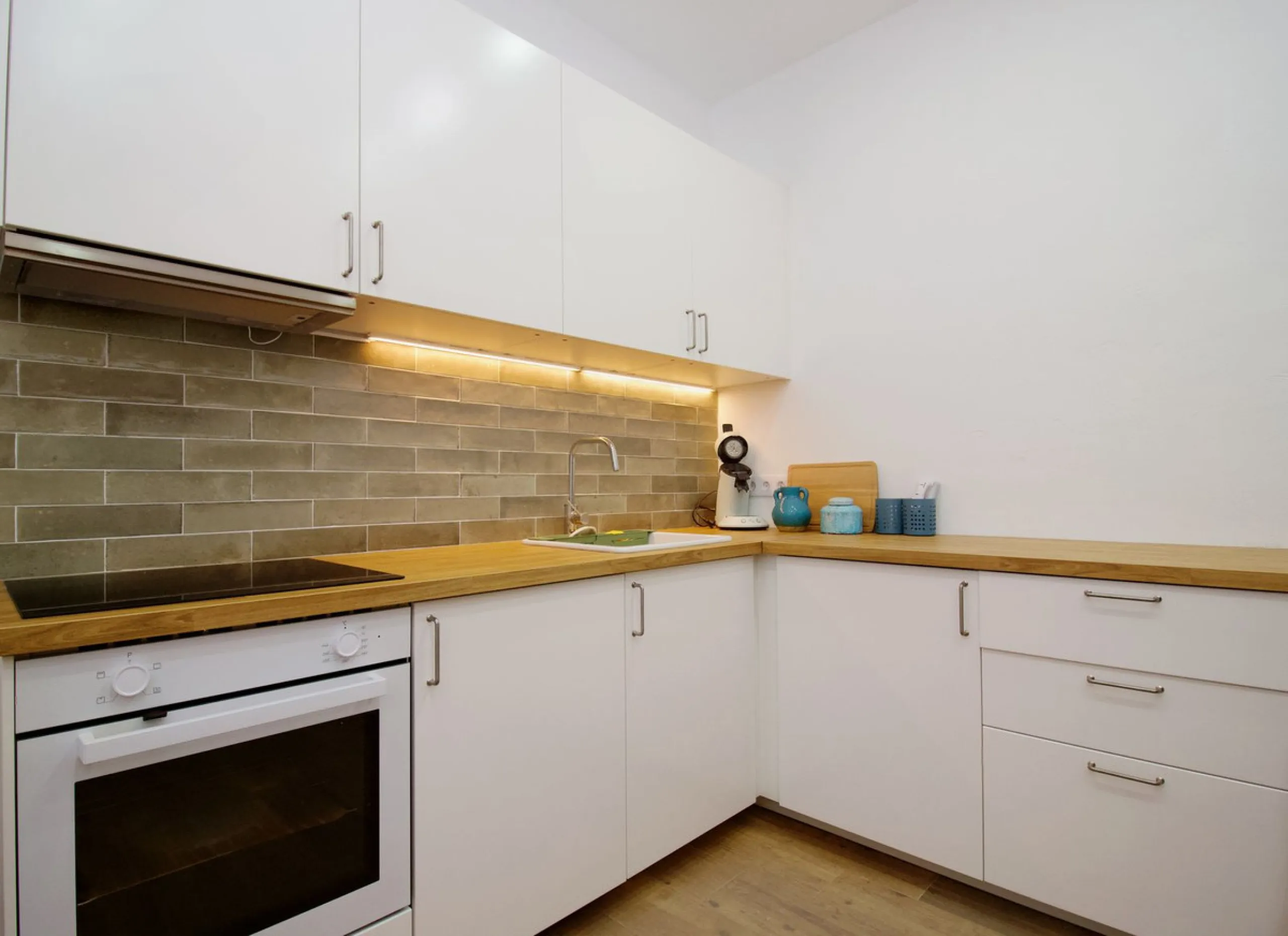 House - Finca - Cortijo в продаже в Coín, Málaga. В доме 5 спален и 5 ванных комнат. Площадь дома 360 м². Площадь участка 40000 м²