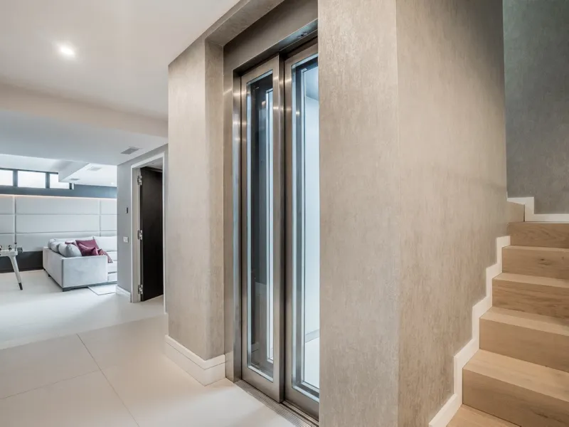 This exceptional villa is nestled within an exclusive gated community in Marbella's prestigious Golden Mile. Set on a generous south-facing plot, the property is bathed in natural sunlight and enjoys breathtaking panoramic sea views from both floors, crea