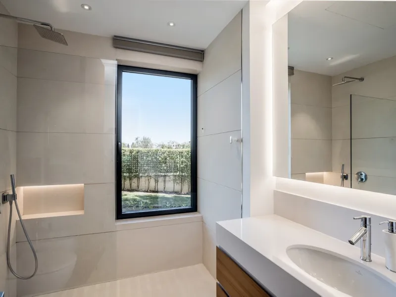 This exceptional villa is nestled within an exclusive gated community in Marbella's prestigious Golden Mile. Set on a generous south-facing plot, the property is bathed in natural sunlight and enjoys breathtaking panoramic sea views from both floors, crea