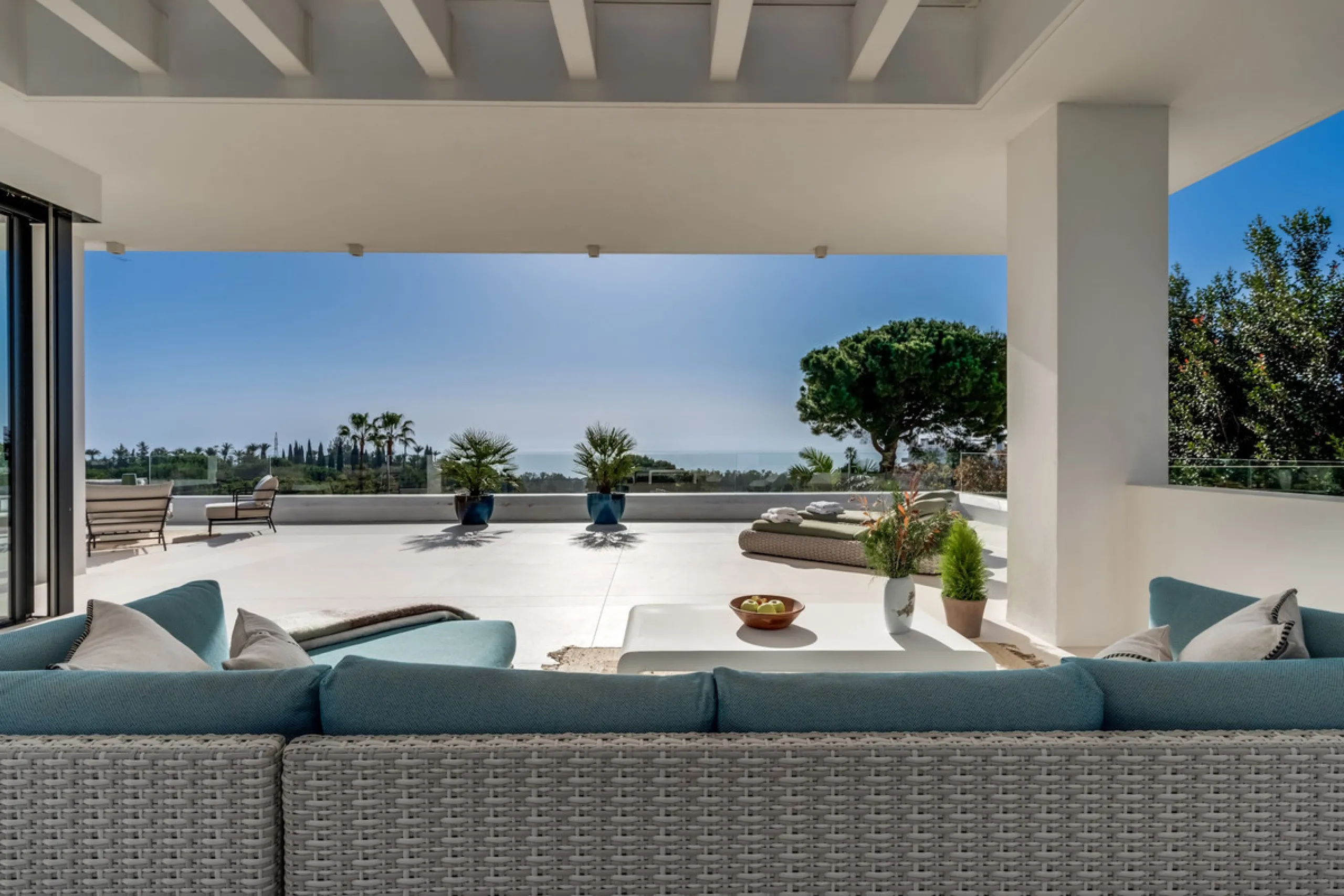This exceptional villa is nestled within an exclusive gated community in Marbella's prestigious Golden Mile. Set on a generous south-facing plot, the property is bathed in natural sunlight and enjoys breathtaking panoramic sea views from both floors, crea