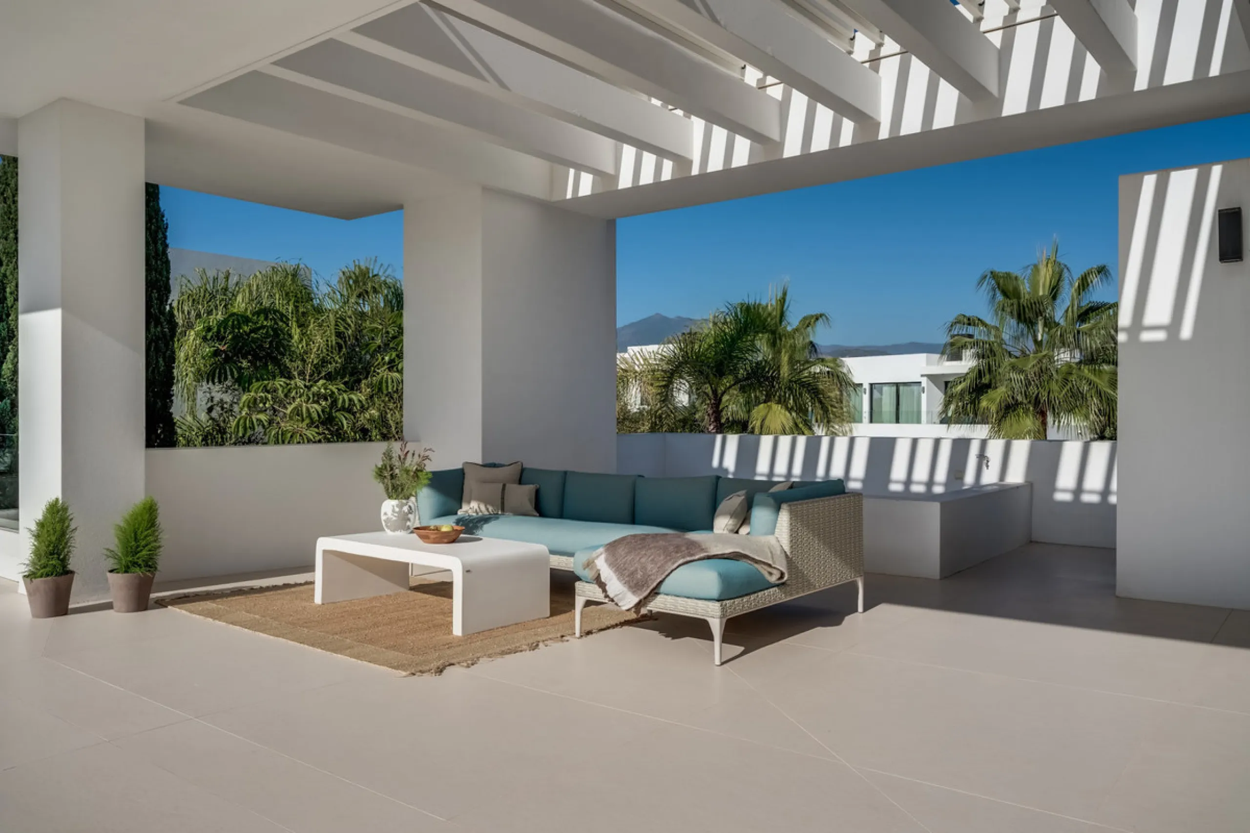 This exceptional villa is nestled within an exclusive gated community in Marbella's prestigious Golden Mile. Set on a generous south-facing plot, the property is bathed in natural sunlight and enjoys breathtaking panoramic sea views from both floors, crea
