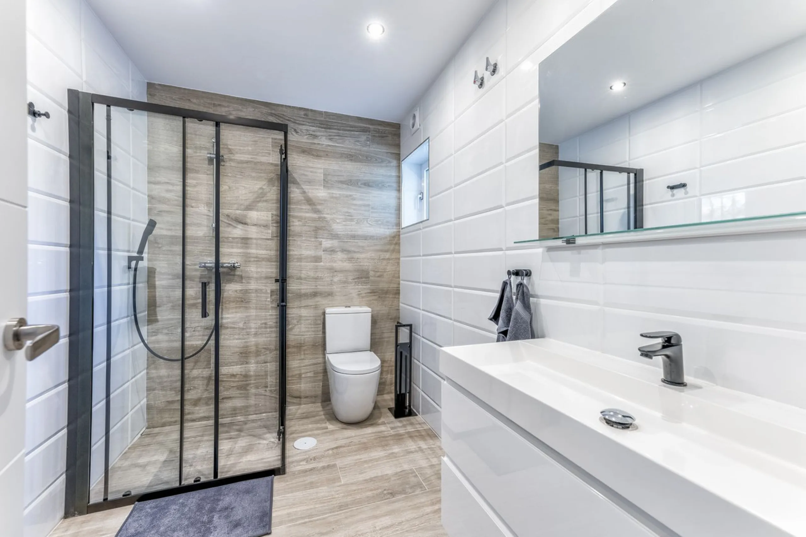 House - Detached Villa в продаже в Benalmadena, Málaga. В доме 6 спален и 6 ванных комнат. Площадь дома 500 м². Площадь участка 1590 м²