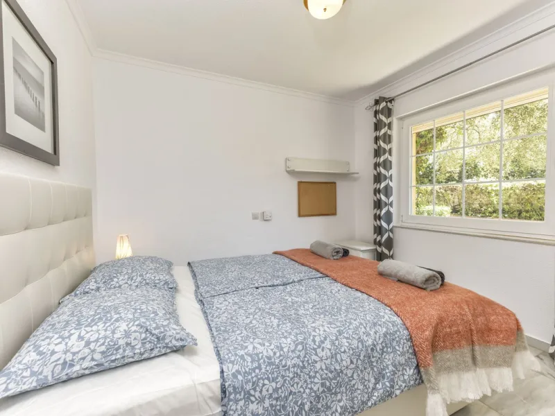 House - Detached Villa в продаже в Benalmadena, Málaga. В доме 6 спален и 6 ванных комнат. Площадь дома 500 м². Площадь участка 1590 м²
