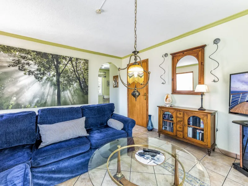 House - Detached Villa в продаже в Benalmadena, Málaga. В доме 6 спален и 6 ванных комнат. Площадь дома 500 м². Площадь участка 1590 м²