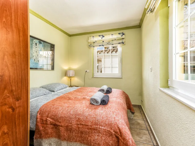 House - Detached Villa в продаже в Benalmadena, Málaga. В доме 6 спален и 6 ванных комнат. Площадь дома 500 м². Площадь участка 1590 м²