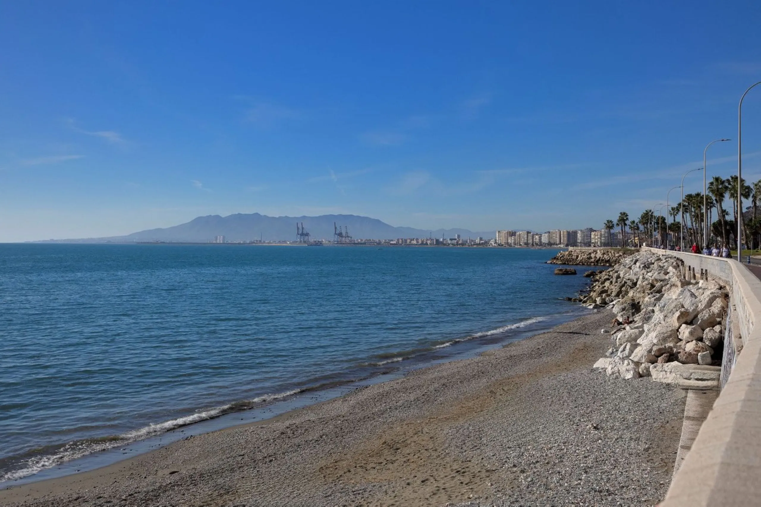 Discover this exclusive gem on the beachfront, where luxury and elegance blend seamlessly to offer you an unparalleled lifestyle in one of the most privileged areas of Málaga Capital, the Cerrado de Calderón urbanization.