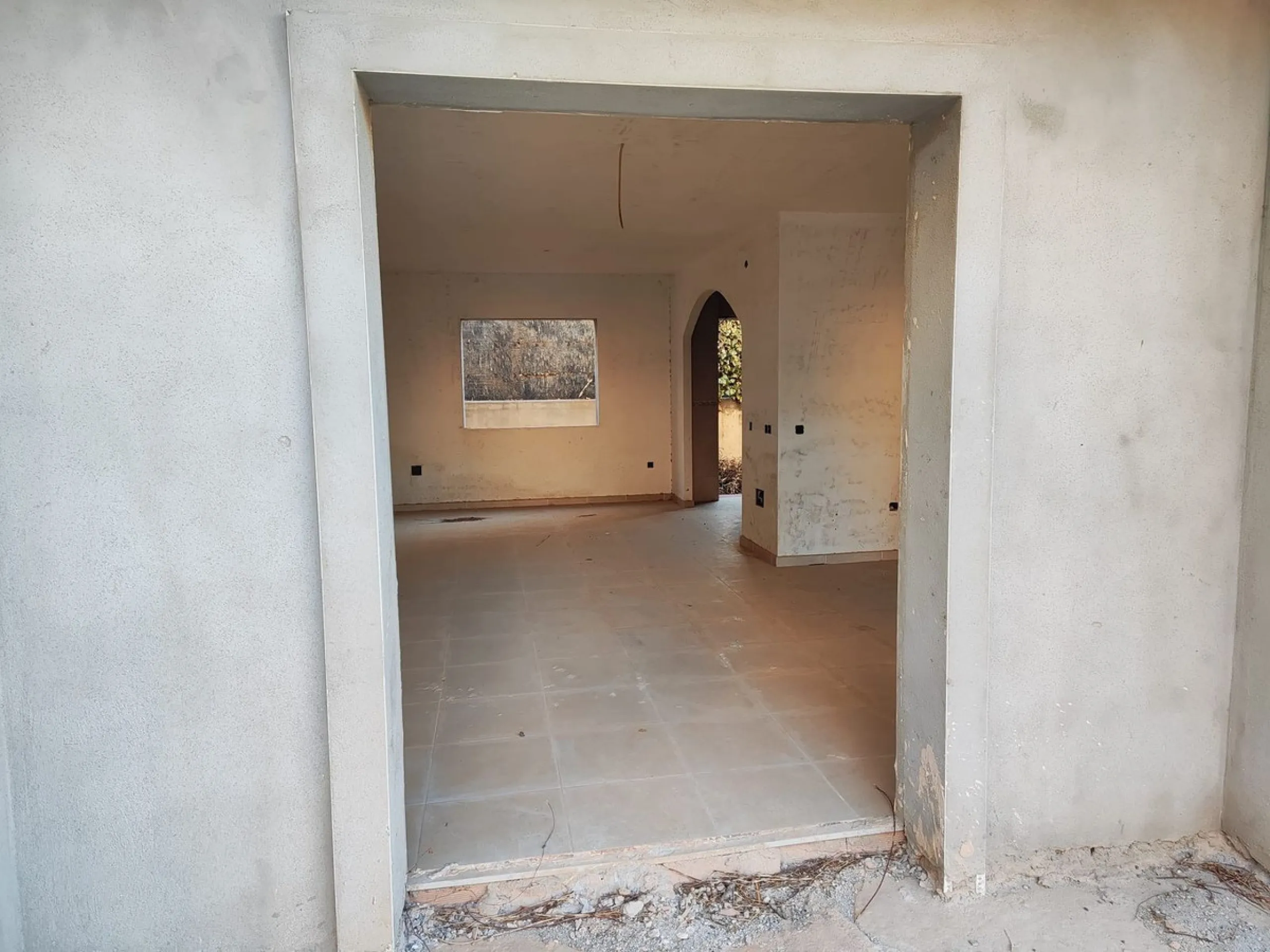 House - Semi-Detached House в продаже в Alcaucín, Málaga. В доме 3 спален и 2 ванных комнат. Площадь дома 7950 м²