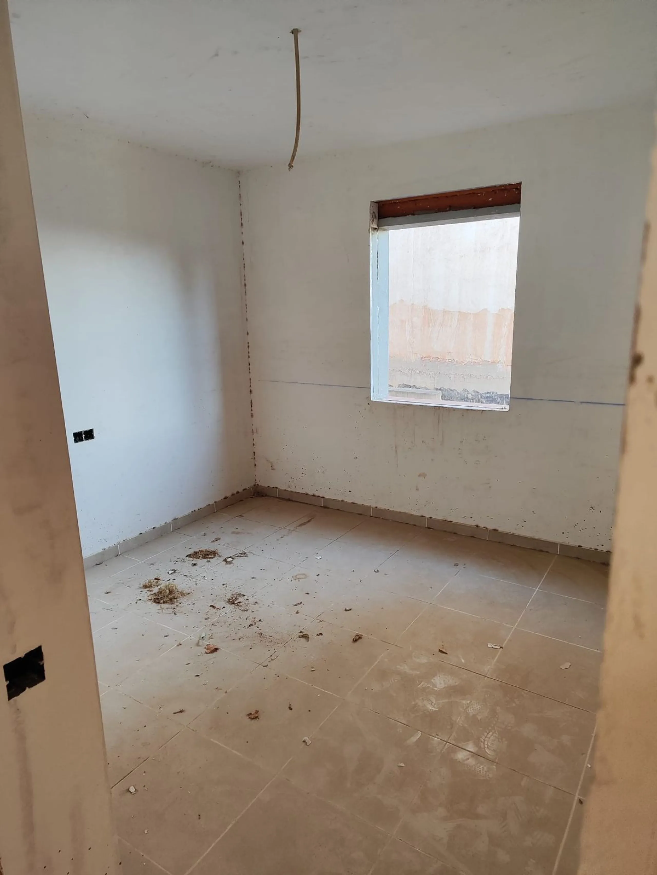 House - Semi-Detached House в продаже в Alcaucín, Málaga. В доме 3 спален и 2 ванных комнат. Площадь дома 7950 м²