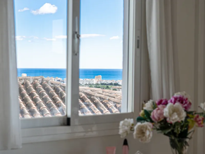 House - Detached Villa в продаже в Mijas, Málaga. В доме 3 спален и 4 ванных комнат. Площадь дома 250 м². Площадь участка 900 м²