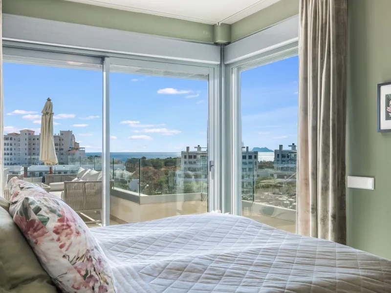 Exclusive Top-Floor Corner Apartment with Panoramic Sea Views – Las Mesas, Estepona