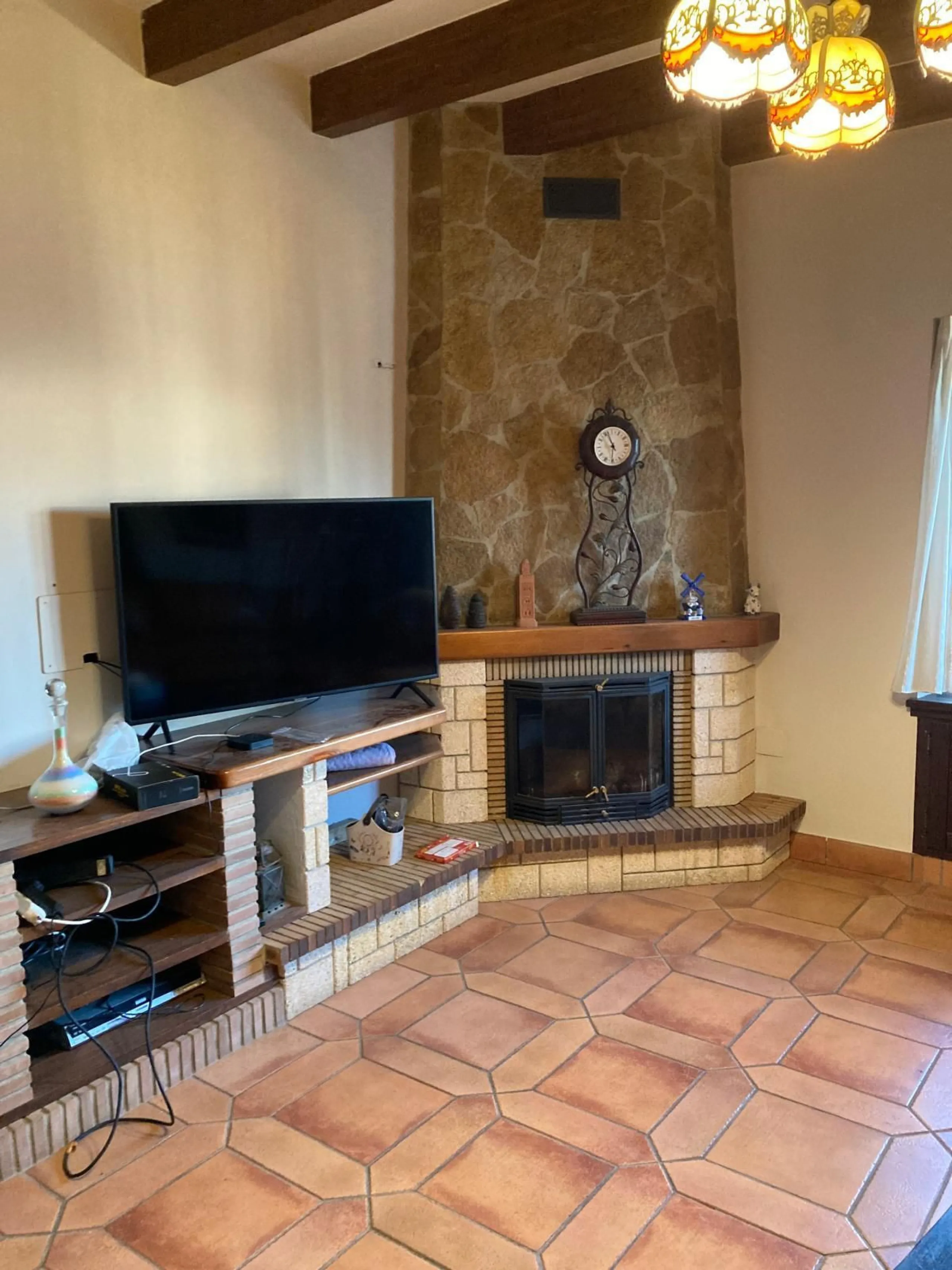 House - Detached Villa в продаже в Mijas, Málaga. В доме 4 спален и 5 ванных комнат. Площадь дома 580 м². Площадь участка 1200 м²