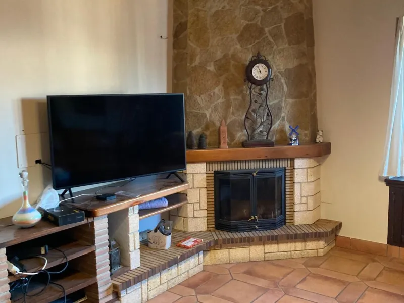 House - Detached Villa в продаже в Mijas, Málaga. В доме 4 спален и 5 ванных комнат. Площадь дома 580 м². Площадь участка 1200 м²