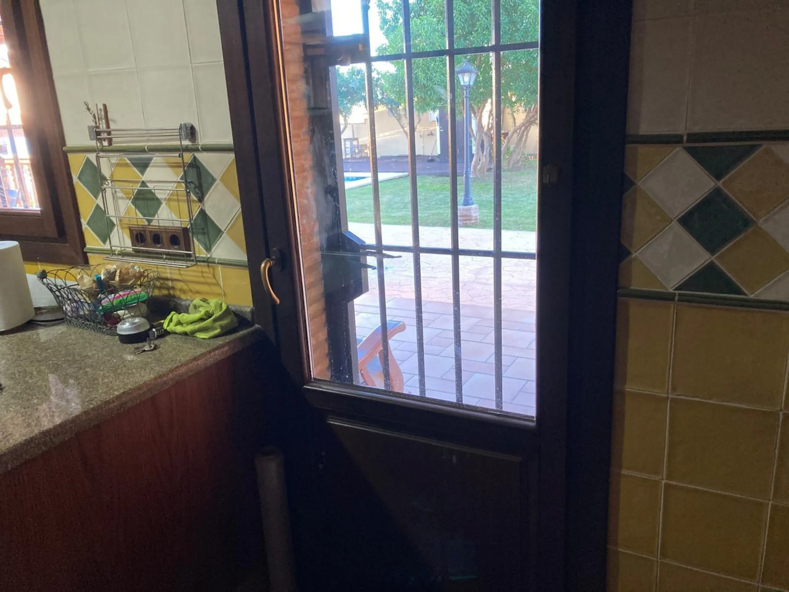House - Detached Villa в продаже в Mijas, Málaga. В доме 4 спален и 5 ванных комнат. Площадь дома 580 м². Площадь участка 1200 м²