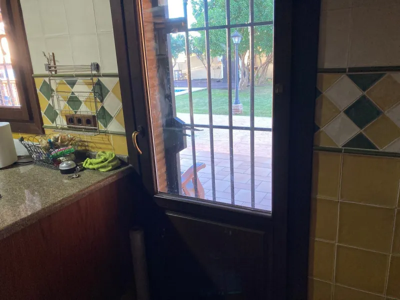 House - Detached Villa в продаже в Mijas, Málaga. В доме 4 спален и 5 ванных комнат. Площадь дома 580 м². Площадь участка 1200 м²