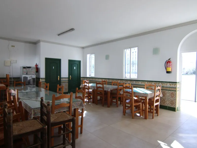 OPPORTUNITY IN COÍN! COMMERCIAL PROPERTY WITH GREAT POTENTIAL