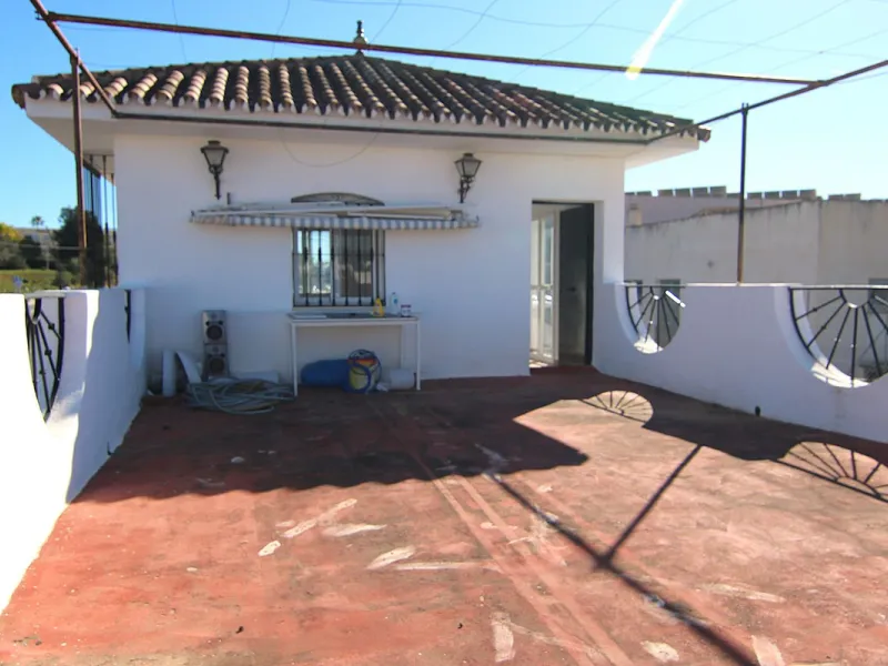 OPPORTUNITY IN COÍN! COMMERCIAL PROPERTY WITH GREAT POTENTIAL
