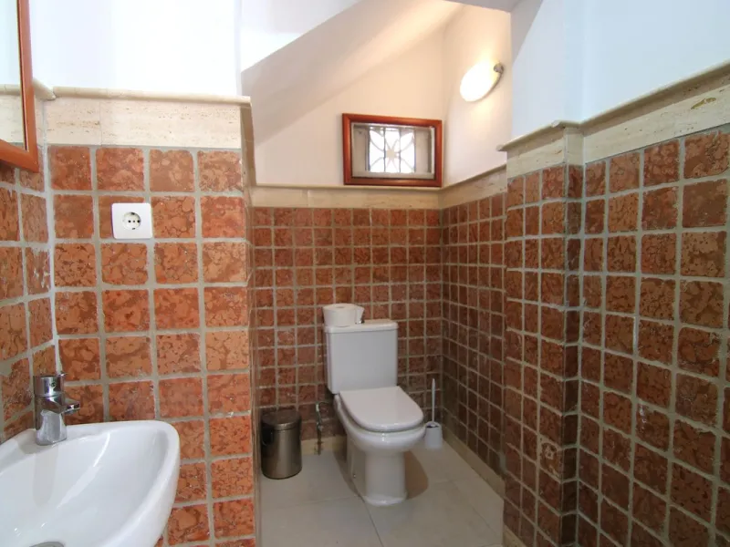 OPPORTUNITY IN COÍN! COMMERCIAL PROPERTY WITH GREAT POTENTIAL