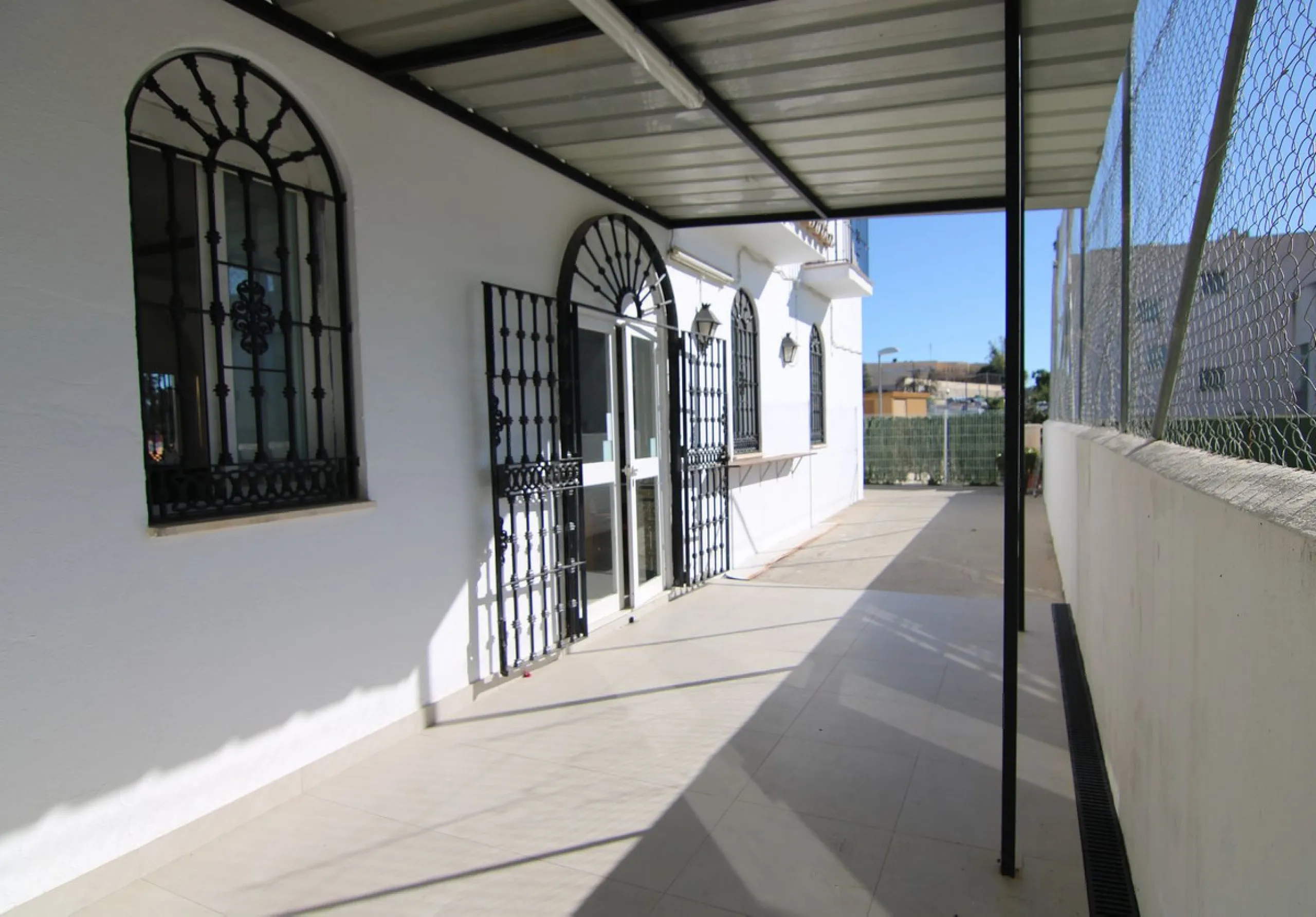 OPPORTUNITY IN COÍN! COMMERCIAL PROPERTY WITH GREAT POTENTIAL