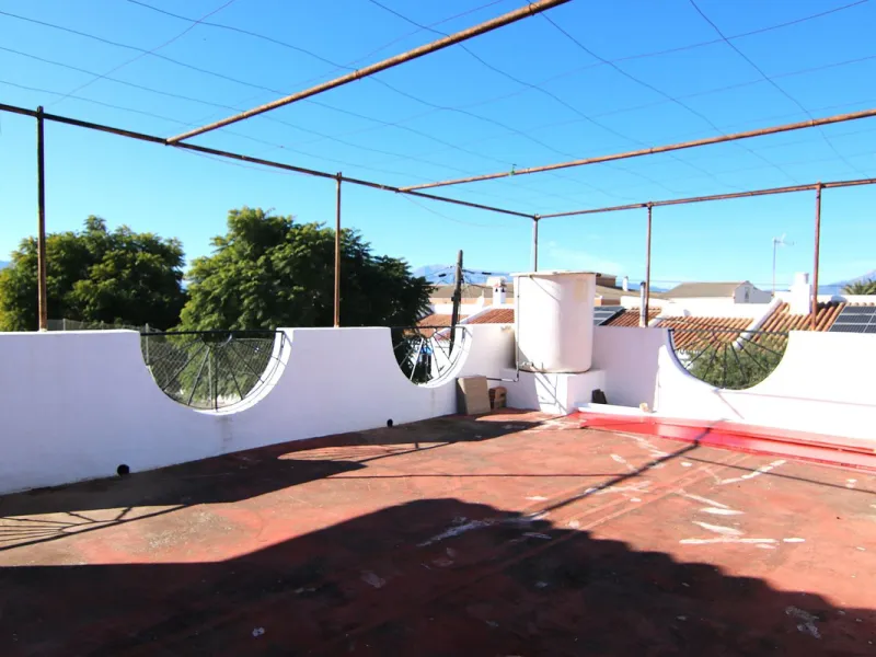 OPPORTUNITY IN COÍN! COMMERCIAL PROPERTY WITH GREAT POTENTIAL
