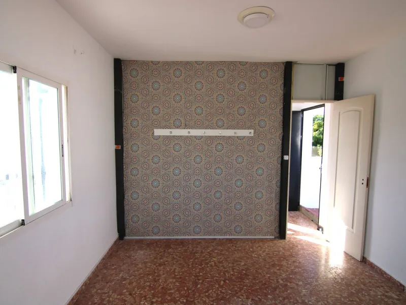 OPPORTUNITY IN COÍN! COMMERCIAL PROPERTY WITH GREAT POTENTIAL