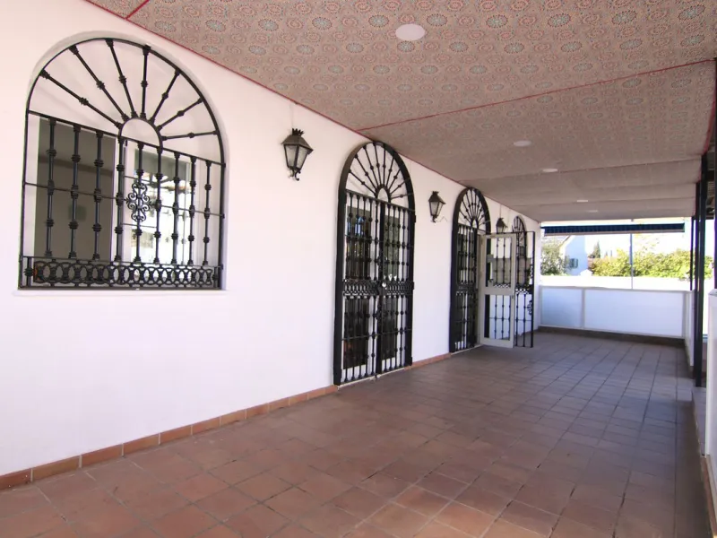 OPPORTUNITY IN COÍN! COMMERCIAL PROPERTY WITH GREAT POTENTIAL