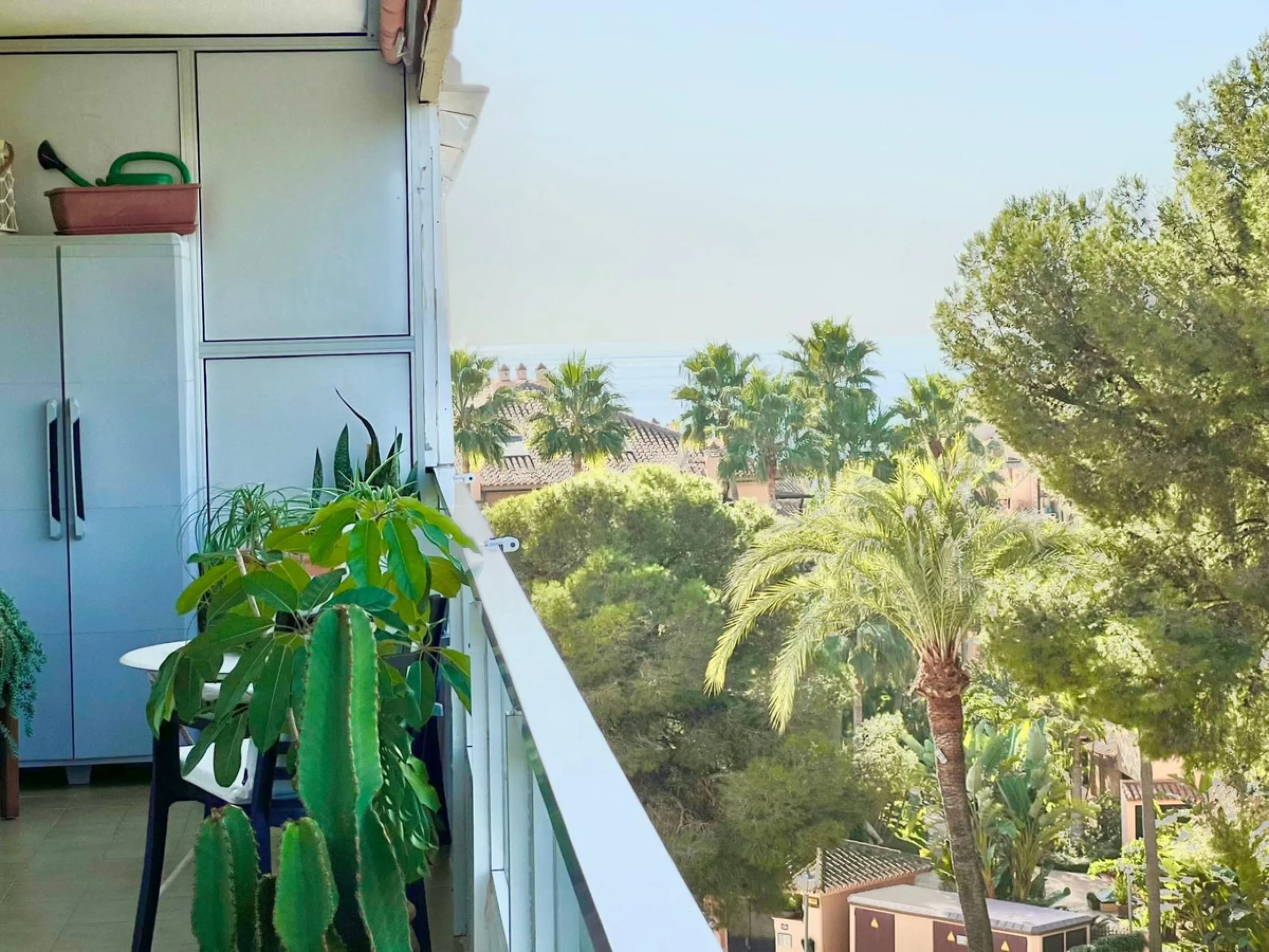 Apartment - Middle Floor Apartment в продаже в Marbella, Málaga. В доме 2 спален и 1 ванных комнат. Площадь дома 84 м²