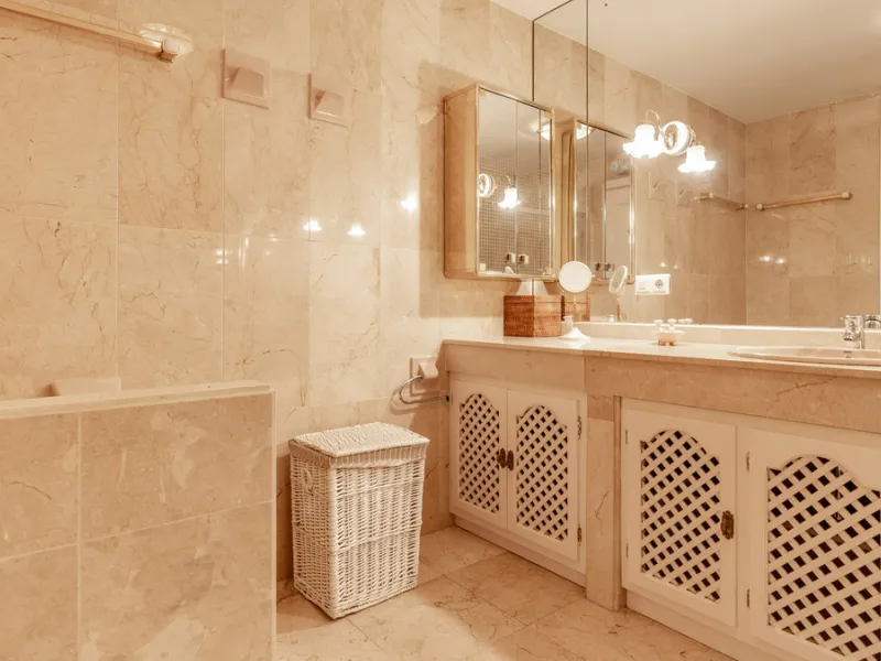 Apartment - Ground Floor Apartment в продаже в Marbella, Málaga. В доме 3 спален и 3 ванных комнат. Площадь дома 196 м²