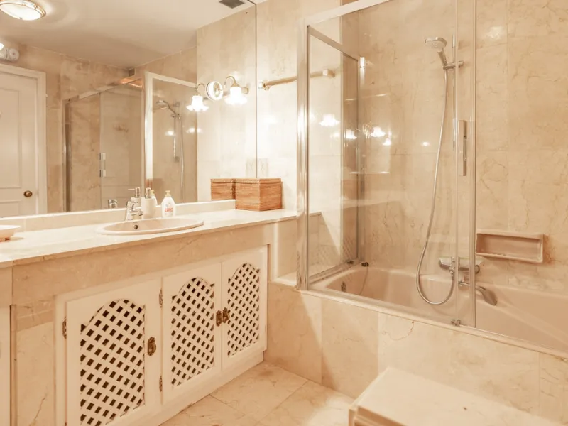 Apartment - Ground Floor Apartment в продаже в Marbella, Málaga. В доме 3 спален и 3 ванных комнат. Площадь дома 196 м²