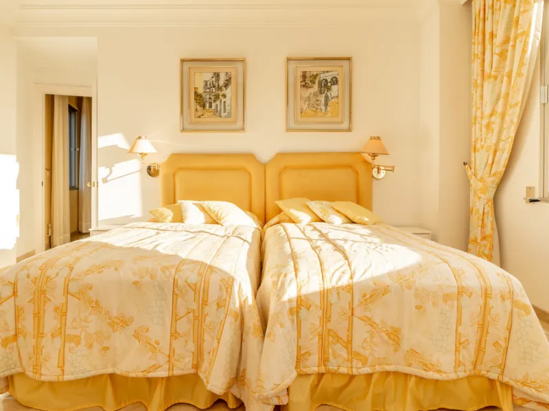 Apartment - Ground Floor Apartment в продаже в Marbella, Málaga. В доме 3 спален и 3 ванных комнат. Площадь дома 196 м²