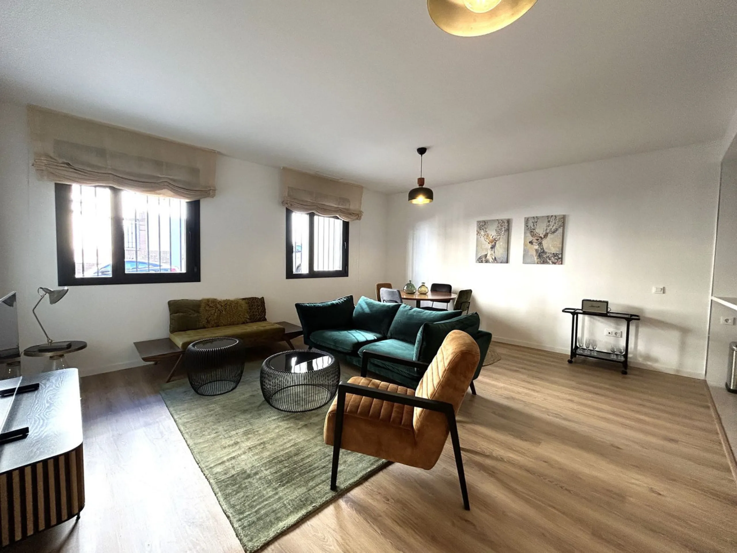 Apartment - Ground Floor Apartment в продаже в Málaga, Málaga. В доме 2 спален и 1 ванных комнат. Площадь дома 79 м²