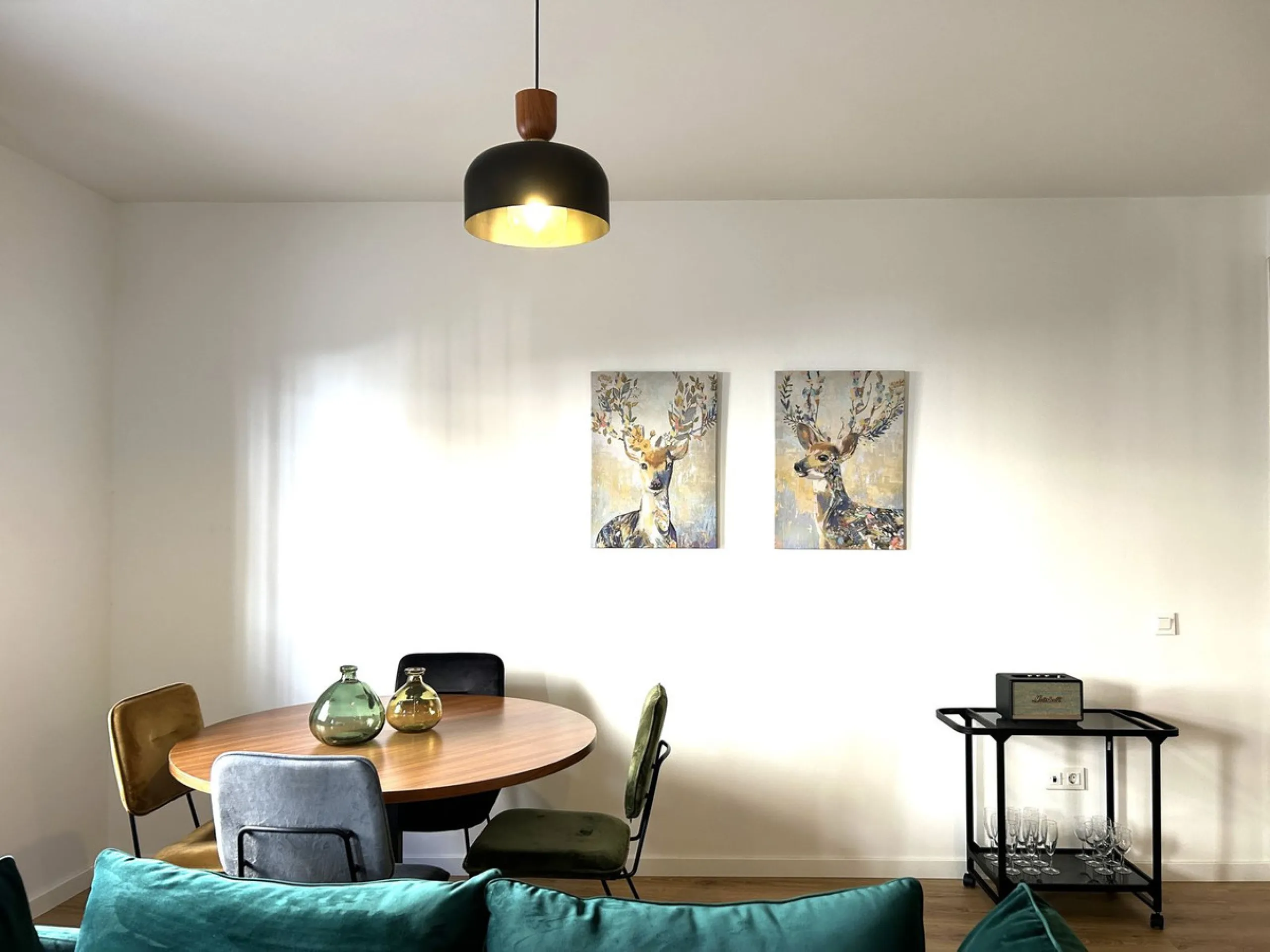 Apartment - Ground Floor Apartment в продаже в Málaga, Málaga. В доме 2 спален и 1 ванных комнат. Площадь дома 79 м²
