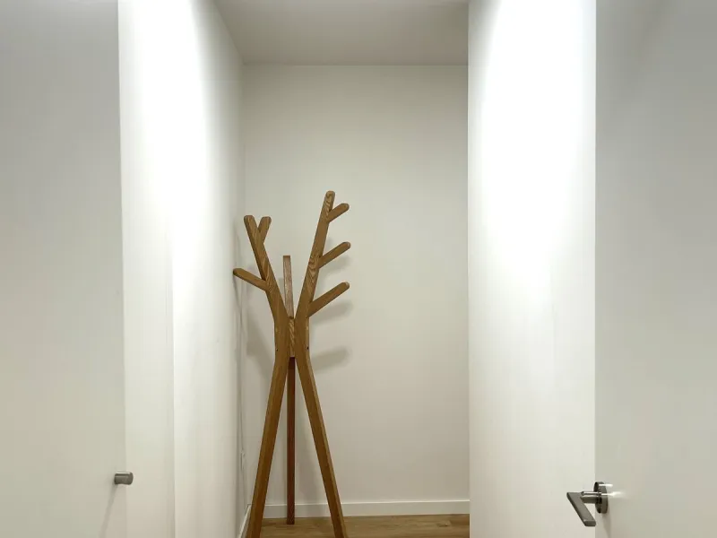 Apartment - Ground Floor Apartment в продаже в Málaga, Málaga. В доме 2 спален и 1 ванных комнат. Площадь дома 79 м²