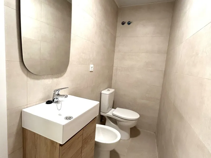 Apartment - Ground Floor Apartment в продаже в Málaga, Málaga. В доме 2 спален и 1 ванных комнат. Площадь дома 79 м²