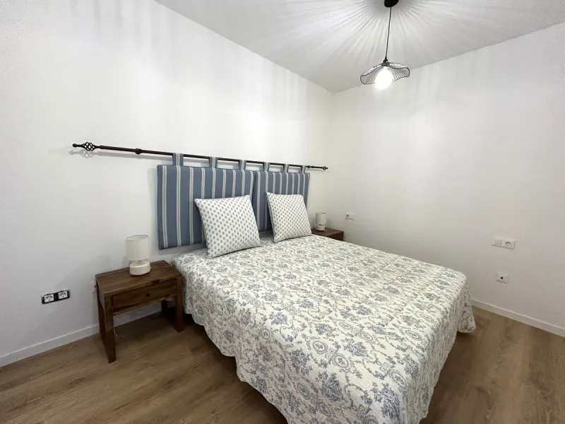 Apartment - Ground Floor Apartment в продаже в Málaga, Málaga. В доме 2 спален и 1 ванных комнат. Площадь дома 79 м²
