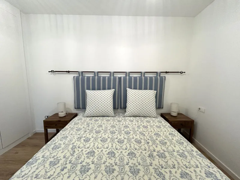 Apartment - Ground Floor Apartment в продаже в Málaga, Málaga. В доме 2 спален и 1 ванных комнат. Площадь дома 79 м²