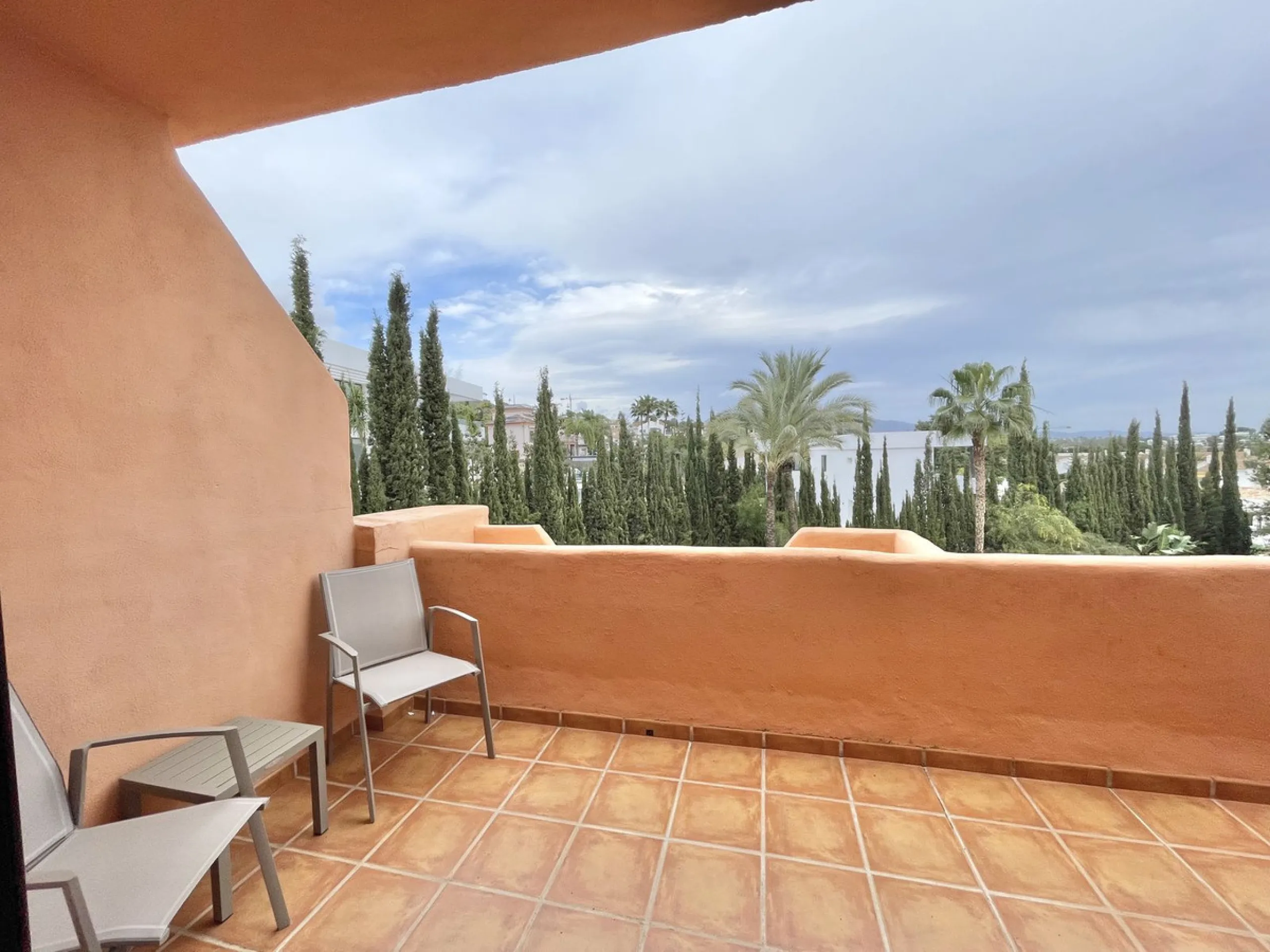 A stunning 2-bedroom, 2-bathroom, first floor apartment in a wonderful resort, offering Sea, Golf, and Mountain Views.