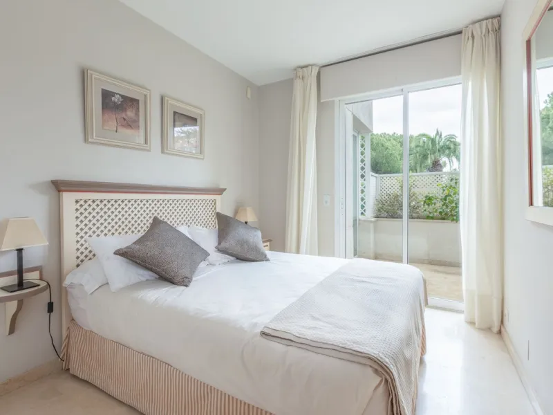 Ground Floor Apartment, Estepona, Costa del Sol.