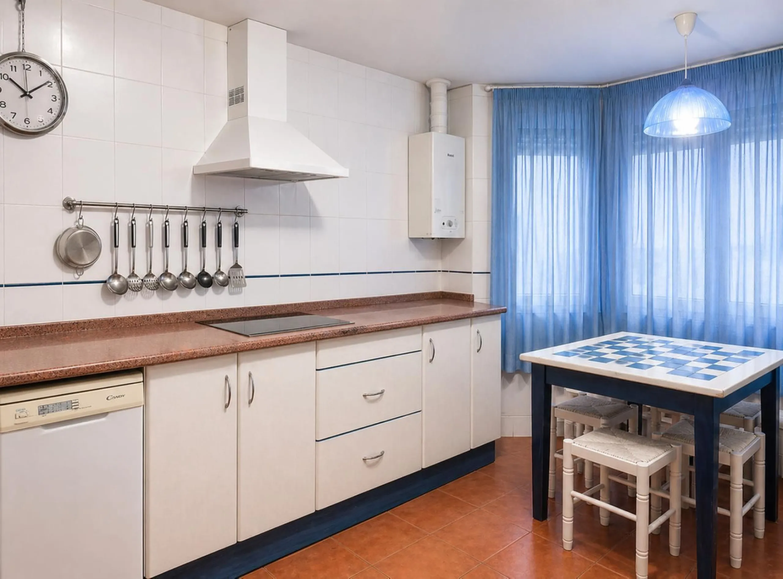Stunning Corner Townhouse in Private Urbanization