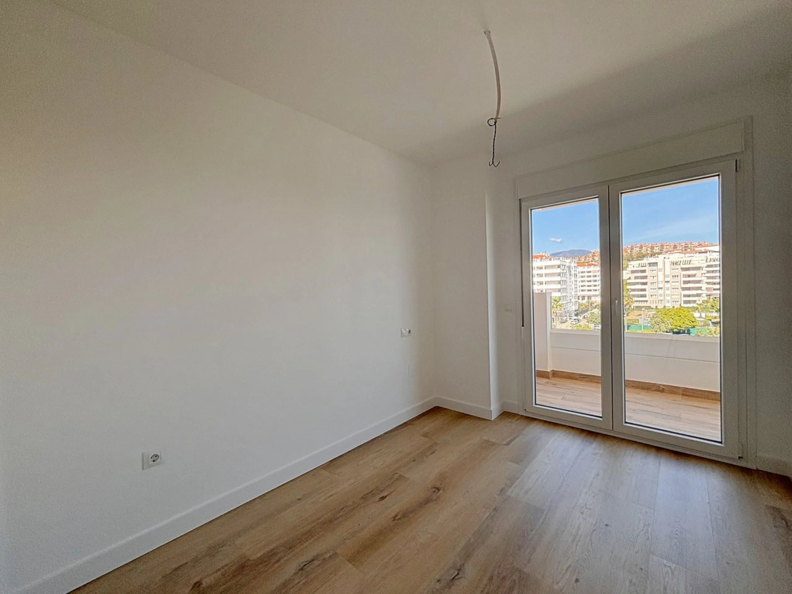 Experience contemporary living in this elegant new-build 3-bedroom, 2-bathroom apartment located in the prestigious area of Nueva Andalucía, Marbella. Known as the renowned Golf Valley, Nueva Andalucía offers the perfect mix of tranquility, exclusivity, a