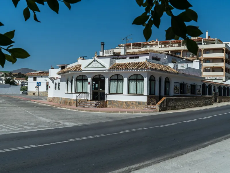 Corner property in Camino de Coín