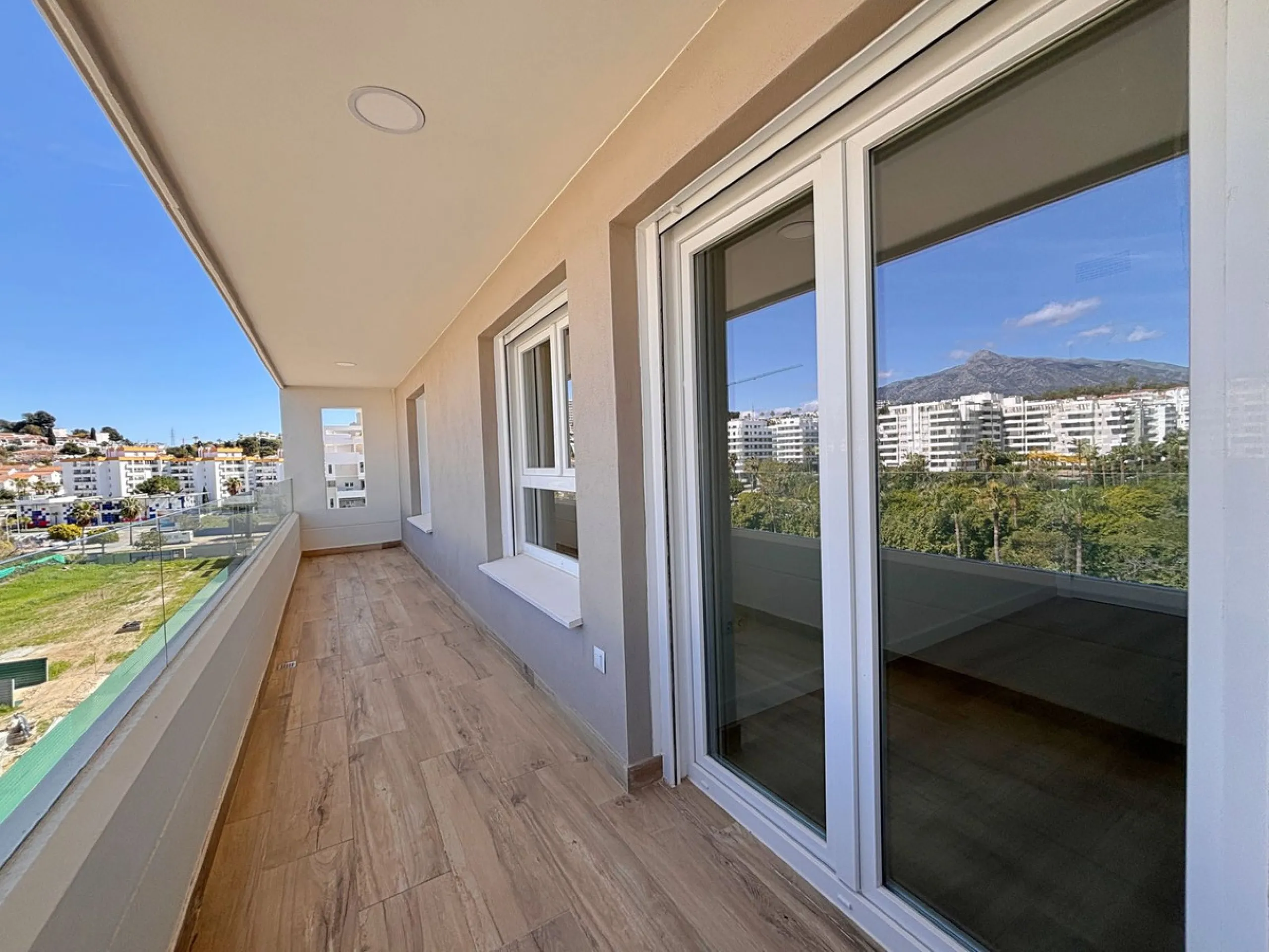 Experience contemporary living in this elegant new-build 3-bedroom, 2-bathroom apartment located in the prestigious area of Nueva Andalucía, Marbella. Known as the renowned Golf Valley, Nueva Andalucía offers the perfect mix of tranquility, exclusivity, a