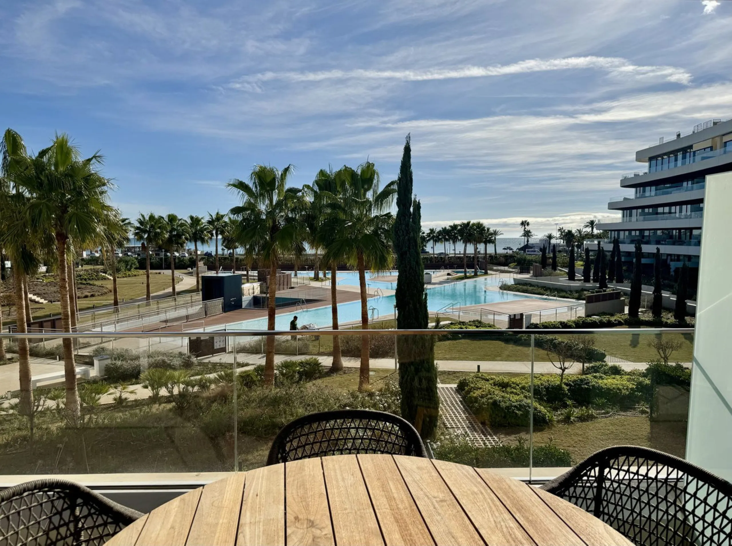 This luxurious beachfront apartment combines modern design with high-end amenities, making it an exceptional choice for coastal living. With its southeast orientation, the property enjoys abundant natural light and offers stunning, unobstructed views of t