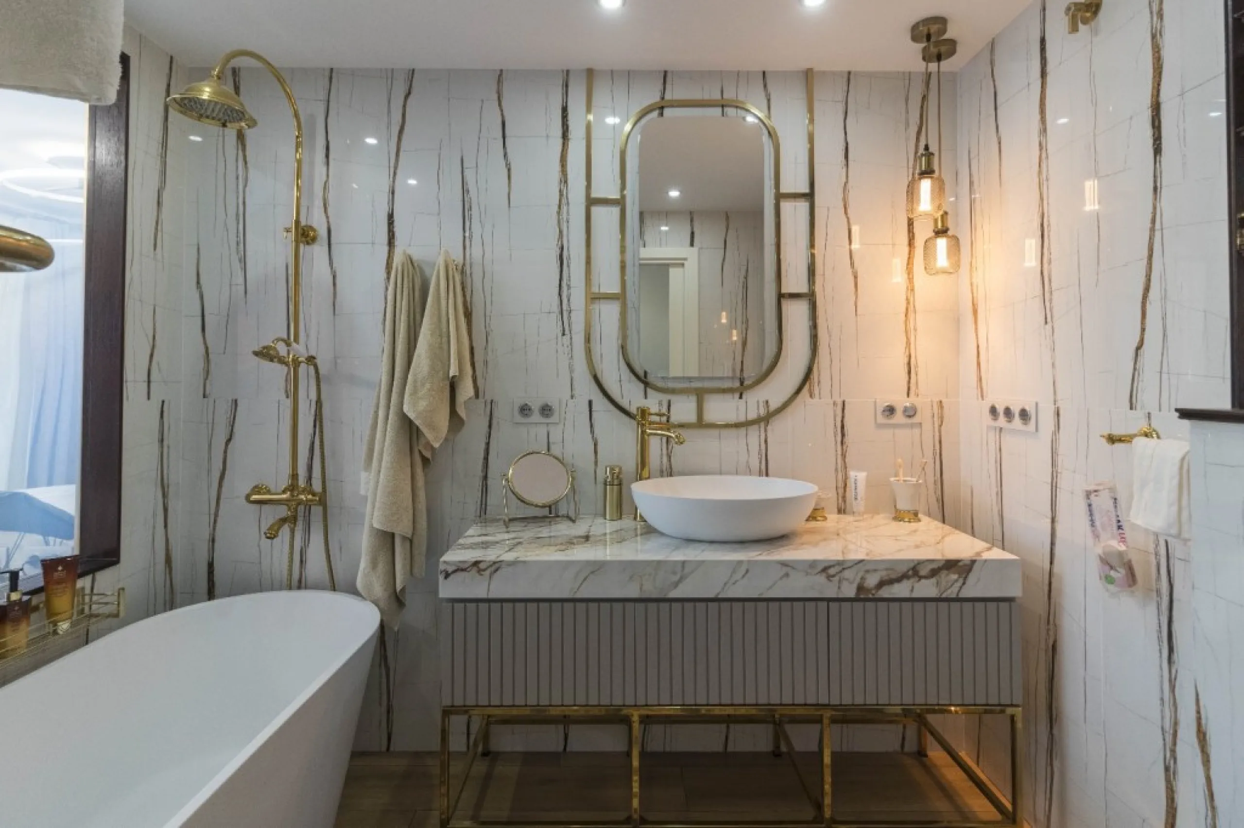 Apartment - Middle Floor Apartment в продаже в Marbella, Málaga. В доме 3 спален и 2 ванных комнат. Площадь дома 148 м²