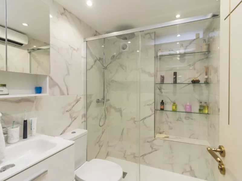 Apartment - Middle Floor Apartment в продаже в Marbella, Málaga. В доме 3 спален и 2 ванных комнат. Площадь дома 148 м²
