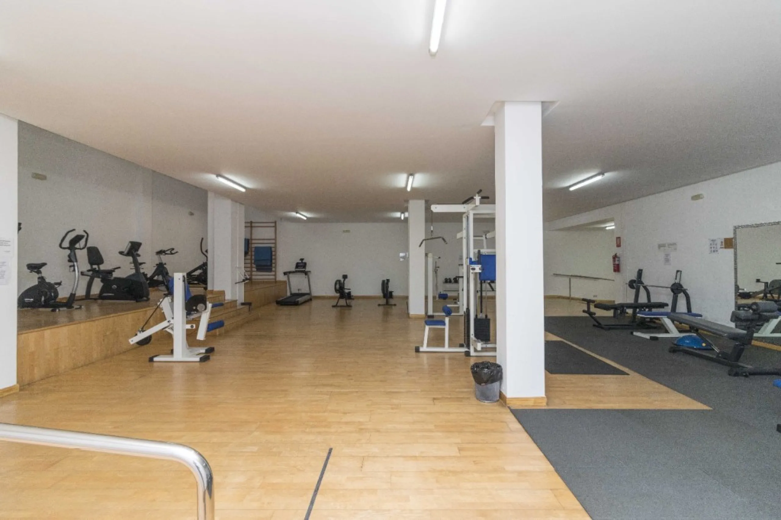 Apartment - Middle Floor Apartment в продаже в Marbella, Málaga. В доме 3 спален и 2 ванных комнат. Площадь дома 148 м²