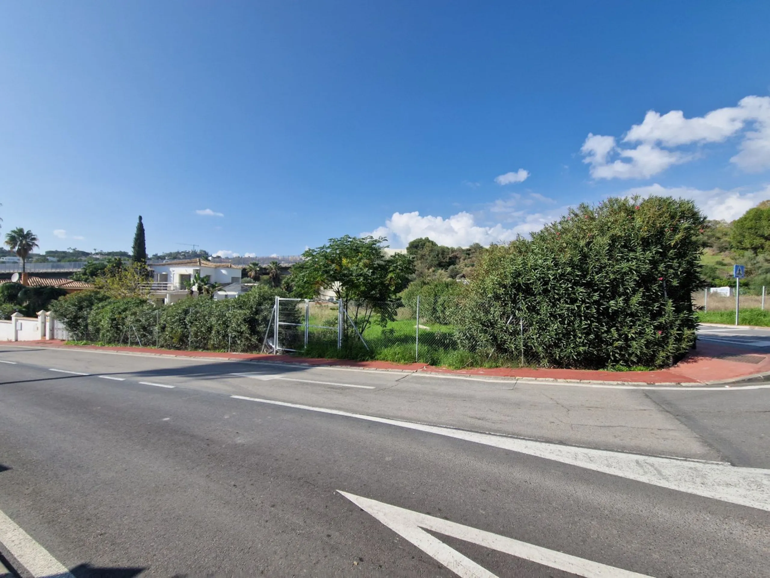 Plot - Residential Plot в продаже в Marbella, Málaga. Площадь участка 800 м²